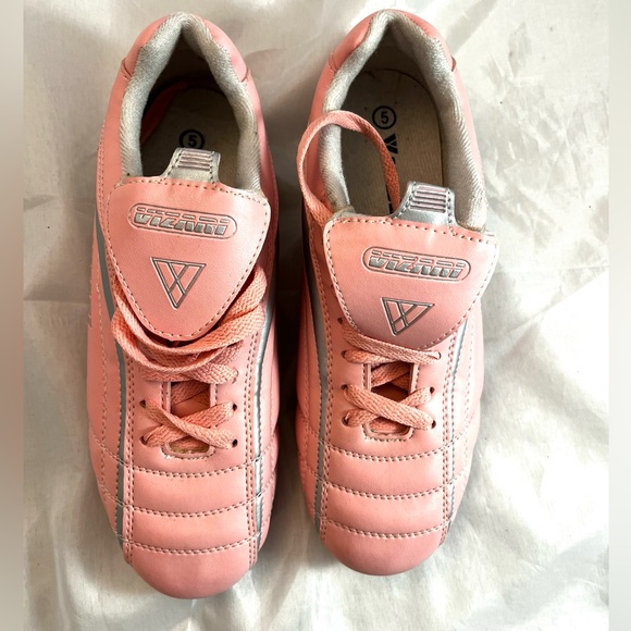 Vizari Victory Pink Cleats sz 5 - Picture 2 of 7